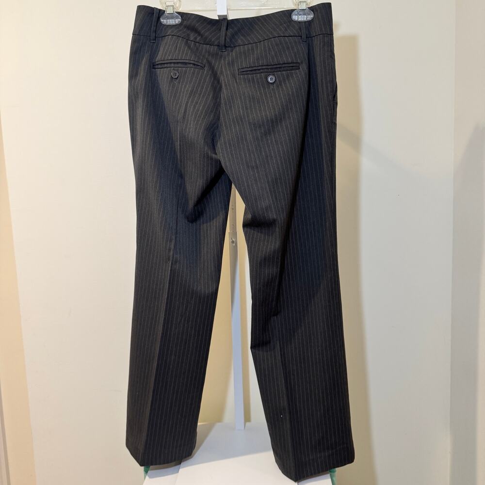 New York & Company Women Pinstripe Blazer & Pants Suit Size 4 Grey Career Work - Picture 6 of 9